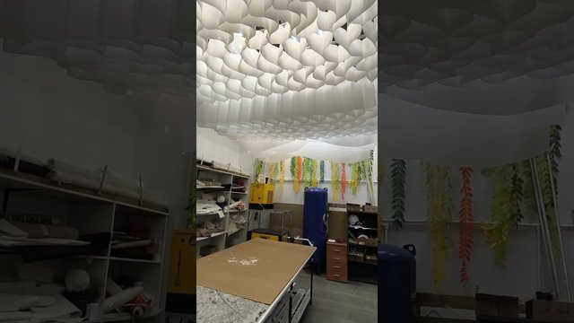 Promotional video of the Honeycomb kinetic ceiling 