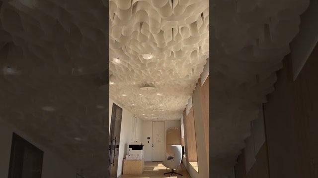 Integration of engineering systems into an office ceiling. Ekaterina Fadeeva Studio, HeadHunter office 