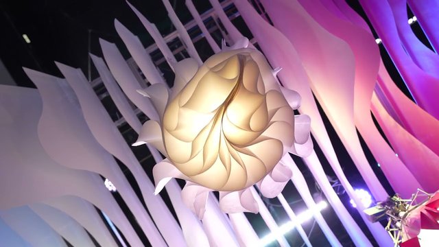 Kinetic Form – Honeycomb Structure 