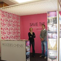 Paper ceiling for an exhibition stand 