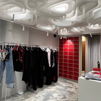 Fashion store interior by Fruit Design Studio 