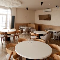 How to beautifully design ceiling niches 