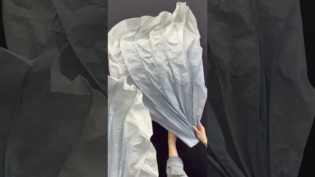 LEAFFORM - leaf-shaped architectural installation 