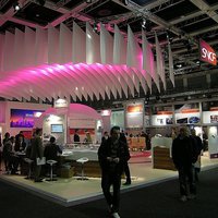 Fire resistant ceiling for exhibitions 