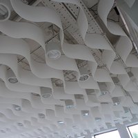 Lighting option for the lamellar ceiling 