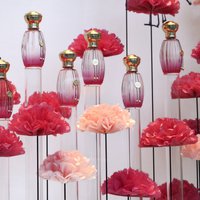 Store window decoration with paper flowers 