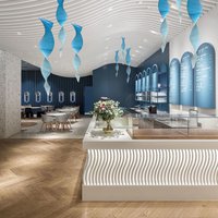 Rotating vertical pleats for spaces with high ceilings 
