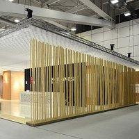 Honeycomb ceiling in the exhibition stand design 