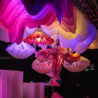 Paper Design® stand with Kinetic ceiling 
